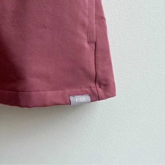 Figs Oran Slim Scrub Top V Neck Pockets Short Sleeve Slim Fit Pink Maeve Layers - Picture 9 of 9